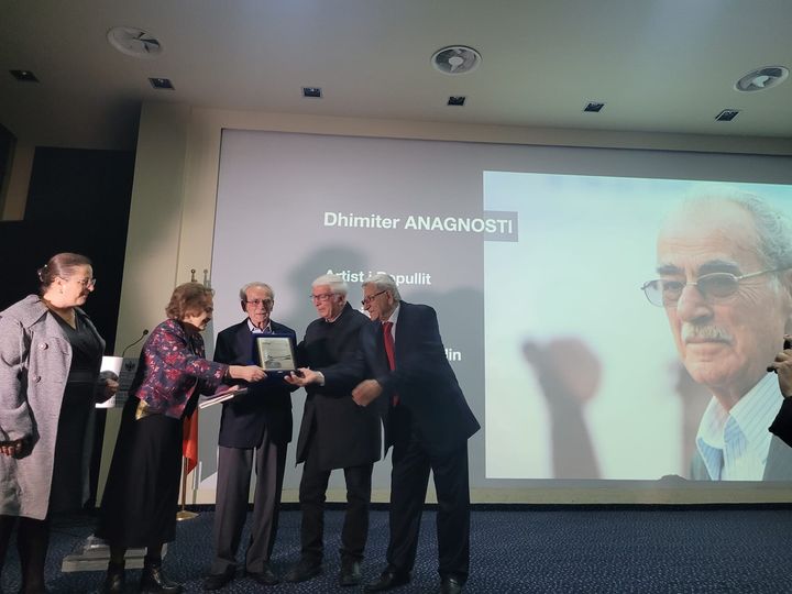 Dhimitër Anagnosti si krenari e Vunoit dhe artisti i madh i kombit shqiptar Dhimitër Anagnosti si krenari e Vunoit dhe artisti i madh i kombit shqiptar