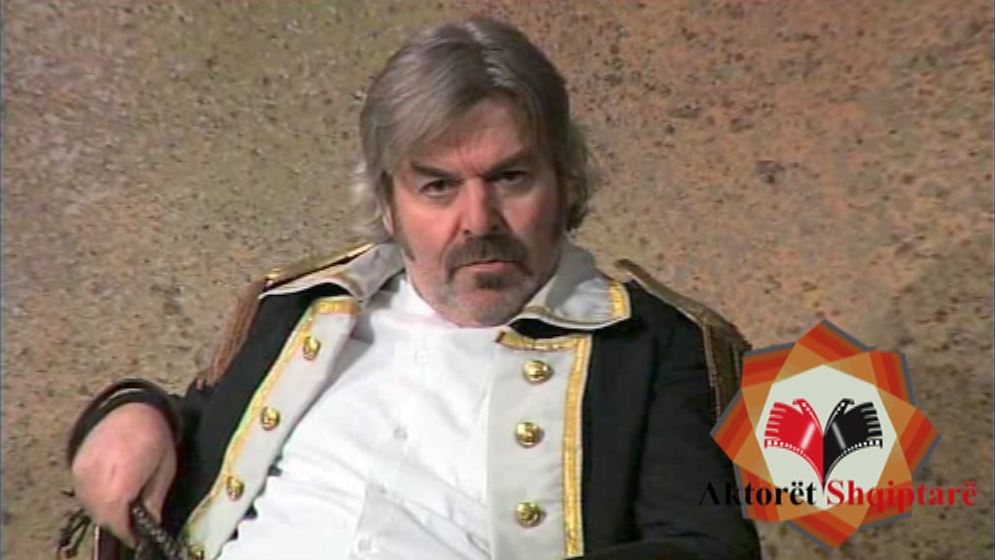 Aktori Gëzim Rudi festoi 62- vjetorin e lindjes Aktori Gëzim Rudi festoi 62- vjetorin e lindjes