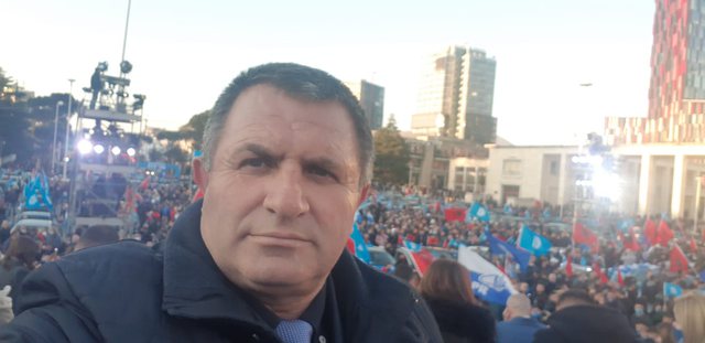 Kishte pirë se do bëhej deputete: Bën aksident zëvëndësuesi i Luçiano Boçit, arrestohet! Kishte pirë se do bëhej deputete: Bën aksident zëvëndësuesi i Luçiano Boçit, arrestohet!