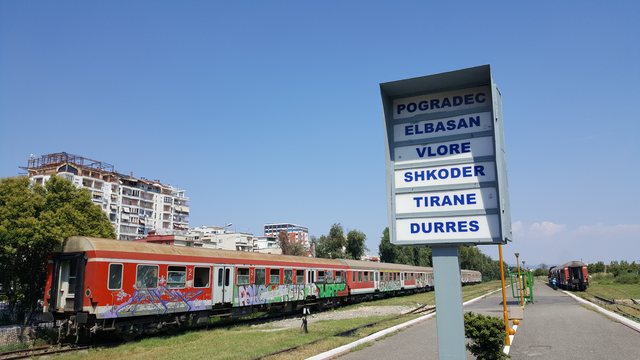 Si po transformet linja hekurudhore Durrës- Tiranë Si po transformet linja hekurudhore Durrës- Tiranë