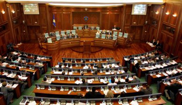 “Phu të q**sha, tradhtarin e m*tit”! Debat i fortë në Kuvendin e Kosovës për marrëveshjen me Serbinë “Phu të q**sha, tradhtarin e m*tit”! Debat i fortë në Kuvendin e Kosovës për marrëveshjen me Serbinë