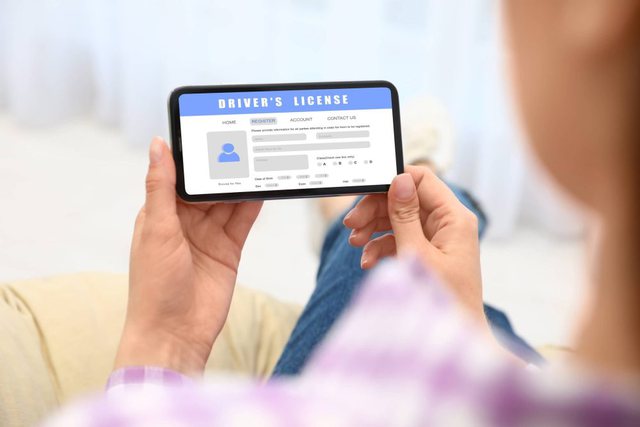 BE i jep “lamtumirën” patentës së plastifikuar – Patenta e re dixhitale do të jetë në telefonat celularë