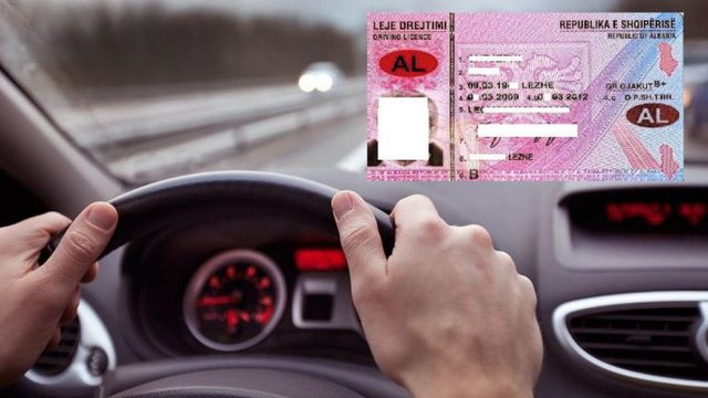 Ndryshojnë rregullat: Shoferët e rinj me patentë nën dy vjet mund të ngasin vetëm këto mjete (Lista) Ndryshojnë rregullat: Shoferët e rinj me patentë nën dy vjet mund të ngasin vetëm këto mjete (Lista)