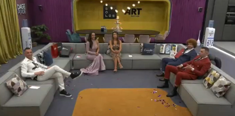 BIG Brother Albania vjedh dhe mashtron…vetëm 45 mijë euro! Big Kosova 200 mijë: Ja fituesit e mundshëm BIG Brother Albania vjedh dhe mashtron…vetëm 45 mijë euro! Big Kosova 200 mijë: Ja fituesit e mundshëm