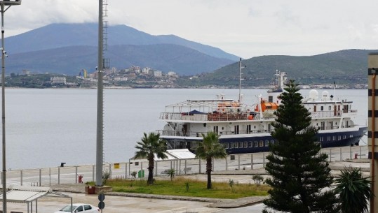 Mbërrin në Sarandë kroçera e parë për 2023 nga SHBA, Rama: Ogur i mirë për sezonin turistik Mbërrin në Sarandë kroçera e parë për 2023 nga SHBA, Rama: Ogur i mirë për sezonin turistik