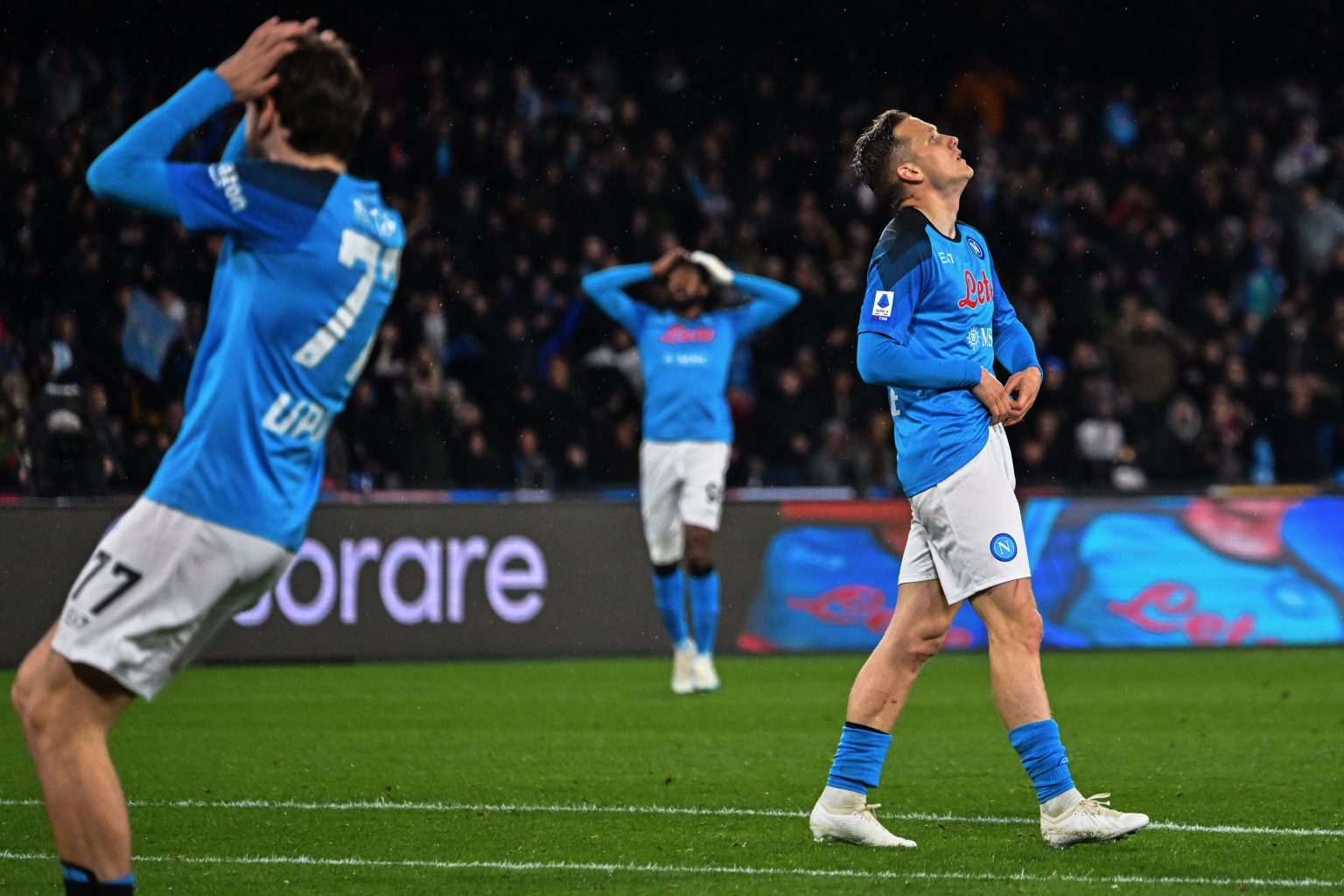 VIDEO/ Befasi në Serie A, pas tetë fitoreve rradhazi Napoli bie përballë Lazios së Hysajt VIDEO/ Befasi në Serie A, pas tetë fitoreve rradhazi Napoli bie përballë Lazios së Hysajt