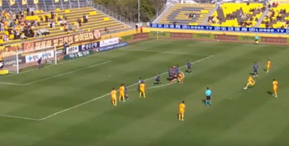 VIDEO/ Ftesa e parë në Kombëtare: Jasir Asani “përshëndet” Sylvinhon me tre gola përpara grumbullimit VIDEO/ Ftesa e parë në Kombëtare: Jasir Asani “përshëndet” Sylvinhon me tre gola përpara grumbullimit