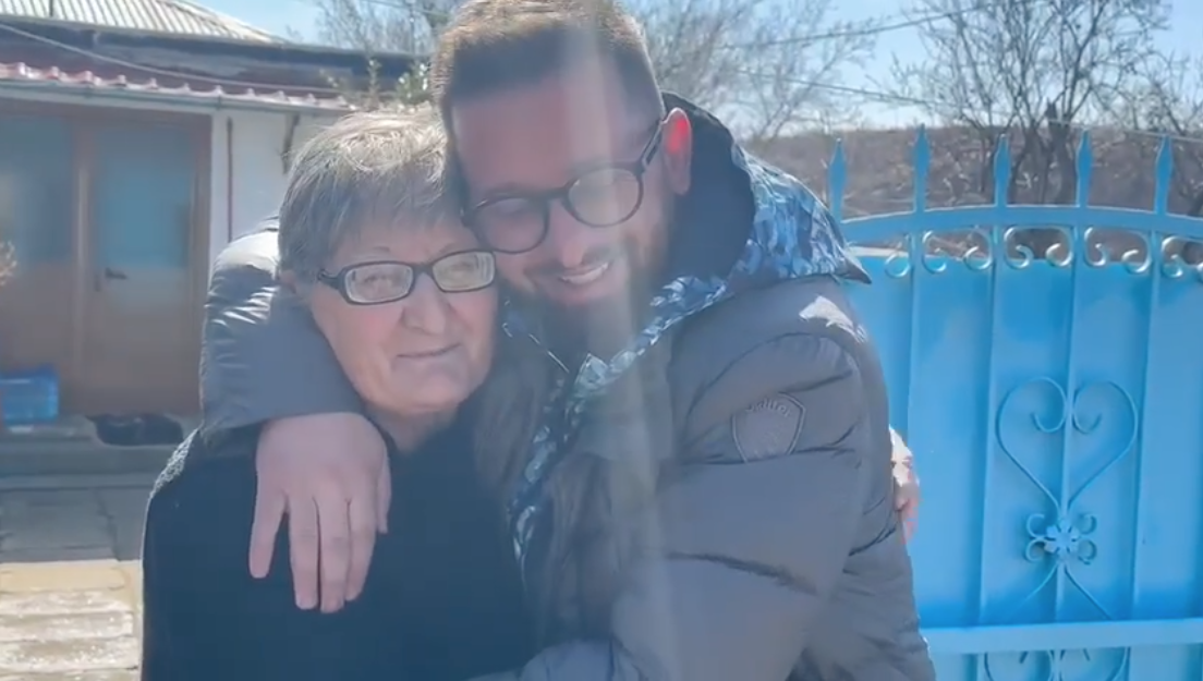 Erion Isait i ndodh e papritura, e moshuara: “Pi martini, uiski, shampanjë, raki dhe shoh Big Brother” Erion Isait i ndodh e papritura, e moshuara: “Pi martini, uiski, shampanjë, raki dhe shoh Big Brother”