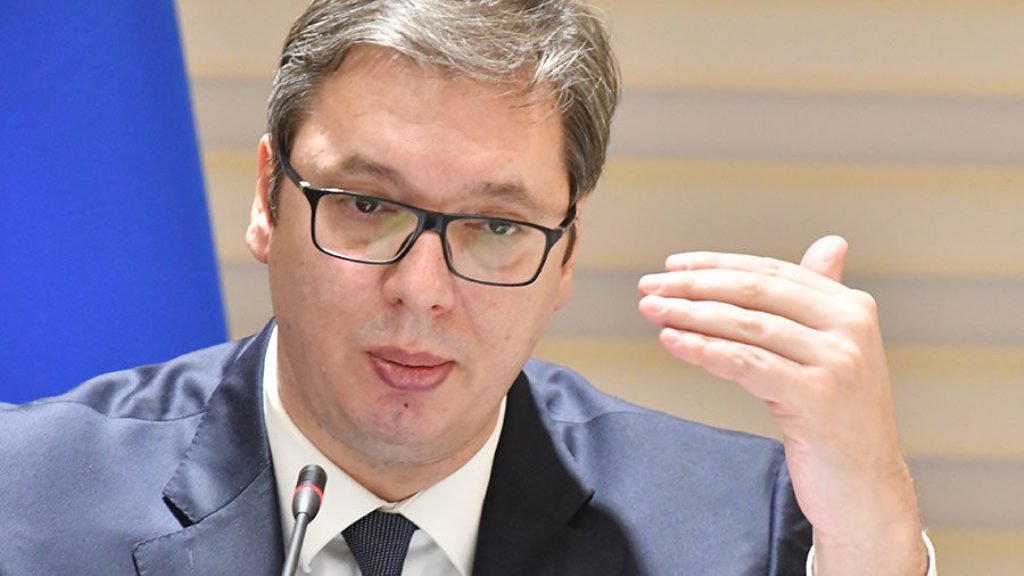 Vuçiç ironi dhe akuza ndaj Kosovës dhe Perëndimit : “Duan që Kurti të duket si Zelensky e unë të jem… një lloj Putin-i”! Vuçiç ironi dhe akuza ndaj Kosovës dhe Perëndimit : “Duan që Kurti të duket si Zelensky e unë të jem… një lloj Putin-i”! 