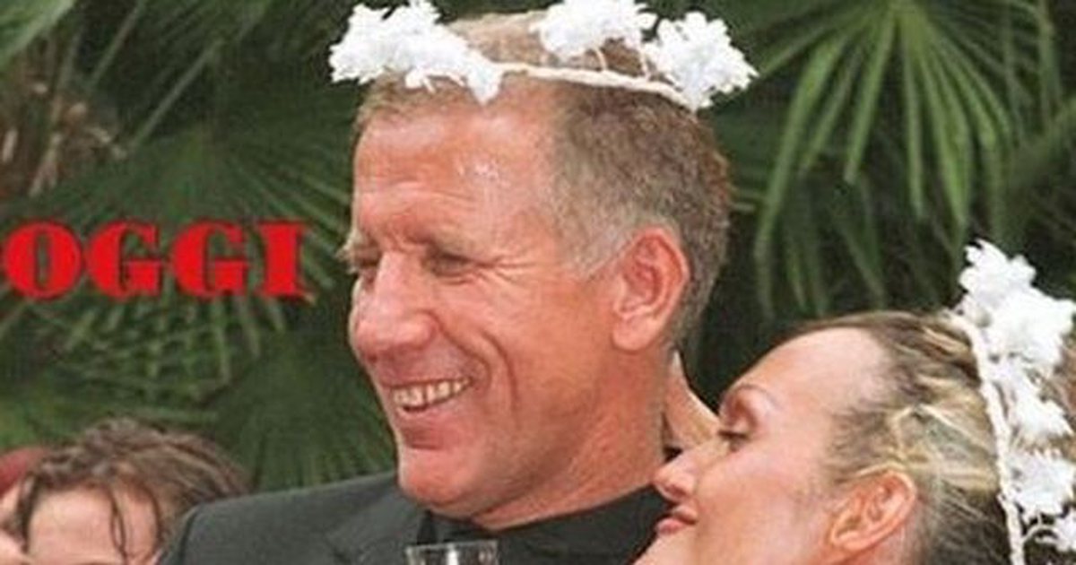 U ndanë pas 3 vitesh martesë, divorci i bujshëm i Behgjet Pacollit me Anna Oxa-n: Ajo i ktheu mbrapsht gjithçka… U ndanë pas 3 vitesh martesë, divorci i bujshëm i Behgjet Pacollit me Anna Oxa-n: Ajo i ktheu mbrapsht gjithçka…