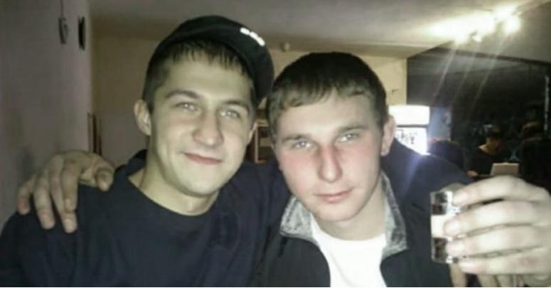 Babai që e detyroi përdhunuesin e vajzës të gërmonte varrin dhe ta vriste veten: Lirohet pas 6 muajsh burgim Babai që e detyroi përdhunuesin e vajzës të gërmonte varrin dhe ta vriste veten: Lirohet pas 6 muajsh burgim