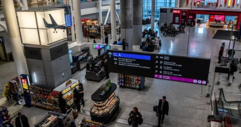 Vjedhja më e madhe në HISTORINË e Kanadasë! Aeroporti Torontos vihet në alarm kombëtar Vjedhja më e madhe në HISTORINË e Kanadasë! Aeroporti Torontos vihet në alarm kombëtar