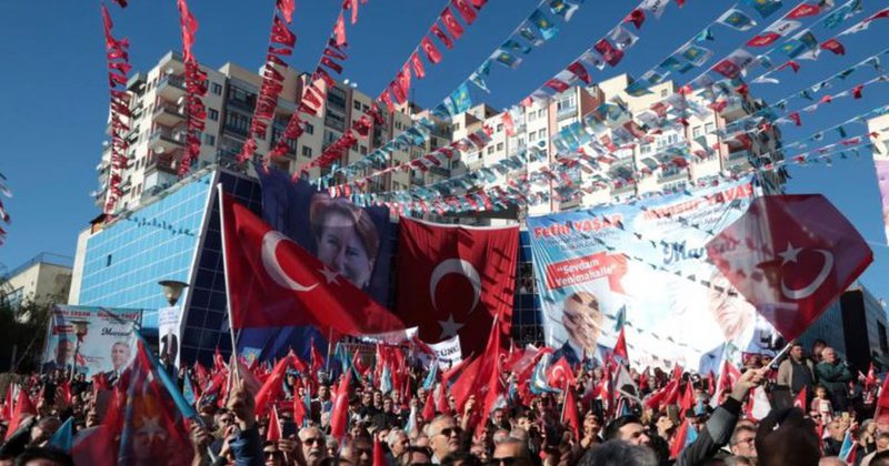 Kërcënon të shkaktojë përçarje mes votave të opozitës, ja kush është kandidati që mund t’i japë presidentit “një dorë” për të fituar Kërcënon të shkaktojë përçarje mes votave të opozitës, ja kush është kandidati që mund t’i japë presidentit “një dorë” për të fituar