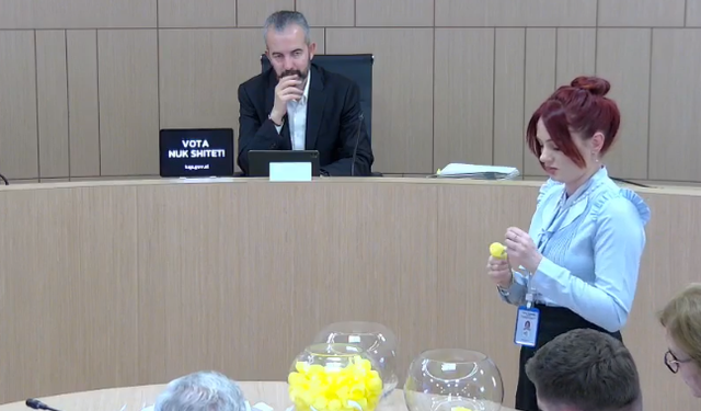 Renditja e kandidatëve për Bashkinë e Tiranës, Veliaj i katërti, Këlliçi i pesti dhe Roland Bejko i fundit Renditja e kandidatëve për Bashkinë e Tiranës, Veliaj i katërti, Këlliçi i pesti dhe Roland Bejko i fundit