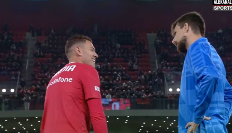 “Harrojeni se Kristjan Asllani ka probleme me Inzagin”! Gazetari italian tregon se pse trajneri i Interit nuk po i beson mesfushorit të Shqipërisë “Harrojeni se Kristjan Asllani ka probleme me Inzagin”! Gazetari italian tregon se pse trajneri i Interit nuk po i beson mesfushorit të Shqipërisë