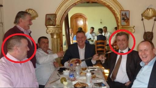 O Met Rrumbullaku, dorëzo çelësat e shko bjeri çiftelisë… O Met Rrumbullaku, dorëzo çelësat e shko bjeri çiftelisë…