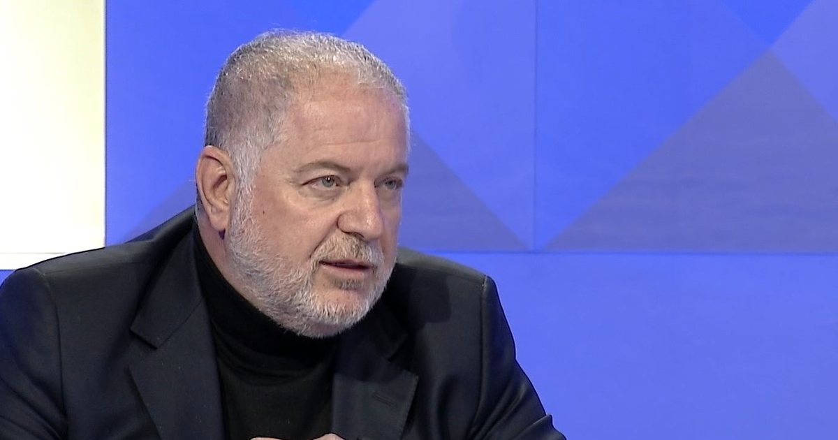 Meta-Berisha rekrutojnë Baton Haxhiun? Analisti sulmon Erion Veliajn: Është fals, nuk e votoj në 14 maj Meta-Berisha rekrutojnë Baton Haxhiun? Analisti sulmon Erion Veliajn: Është fals, nuk e votoj në 14 maj