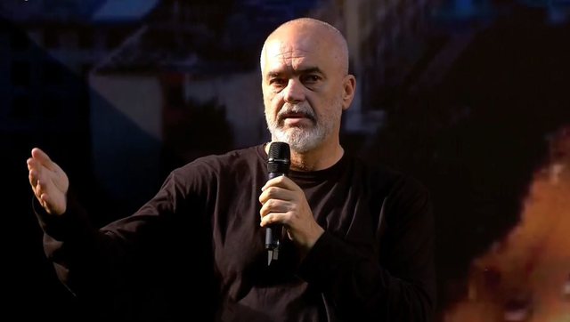 Rama: Brenda 2 javësh ngremë Task Forcën që t’ju bëjmë pronarë toke pa ligjin 7501 Rama: Brenda 2 javësh ngremë Task Forcën që t’ju bëjmë pronarë toke pa ligjin 7501