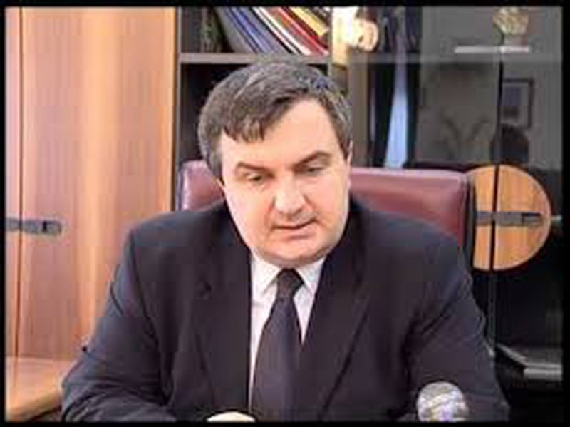 Trondit ish-deputeti i njohur: Ja si Ilir Meta më vendosi bombë në shtëpi, më vdiq mbesa 27-vjeçare