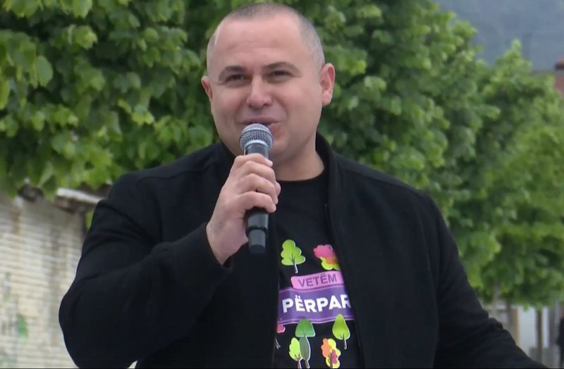 “Nuk është aspak shkelje e ligjit”! Fituesi i PS në bashkinë e Vaut të Dejës sqaron arsyen e mosdekalimit të dëbimit nga Italia “Nuk është aspak shkelje e ligjit”! Fituesi i PS në bashkinë e Vaut të Dejës sqaron arsyen e mosdekalimit të dëbimit nga Italia