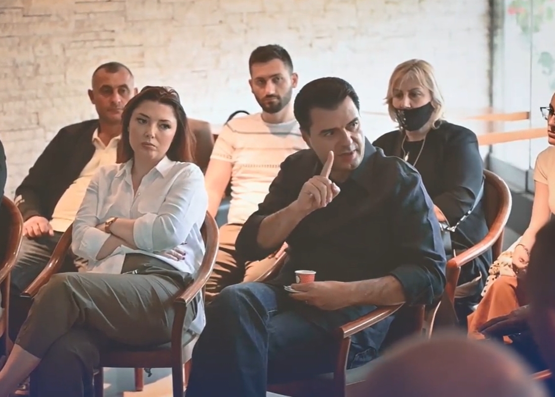 Luli vendos të rikthehet: Tani do bëj opozitë të vërtetë, nuk do mbetemi peng i hallit të Baba Saliut! Luli vendos të rikthehet: Tani do bëj opozitë të vërtetë, nuk do mbetemi peng i hallit të Baba Saliut!