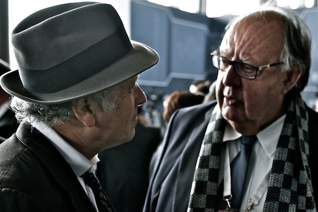 Sot u nda nga jeta Theodhoros Pangalos arvanitas dhe shqiptarë! Ja me sa mall dhe dashuri shkruan për orgjinën dhe të parët e tij! Sot u nda nga jeta Theodhoros Pangalos arvanitas dhe shqiptarë! Ja me sa mall dhe dashuri shkruan për orgjinën dhe të parët e tij!