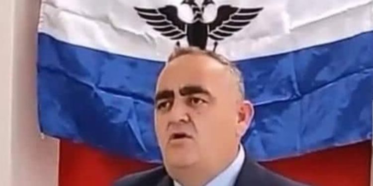 Rama në Himarë bën portretin e Fredi Belerit: Kokrra e injorantit, analfabet në greqisht, dru në shqip Rama në Himarë bën portretin e Fredi Belerit: Kokrra e injorantit, analfabet në greqisht, dru në shqip