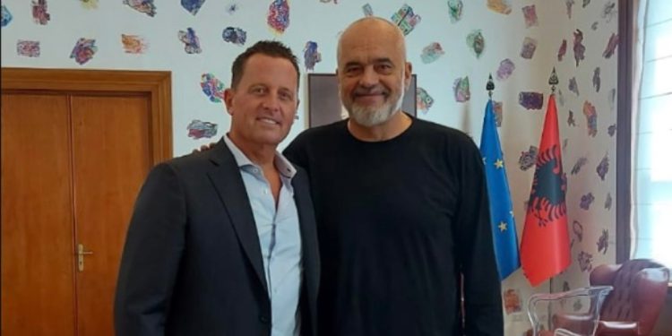 Zyrtari amerikan i shkon në zyrë Edi Ramës dhe ka një kërkesë: Të lirojmë urgjent… Zyrtari amerikan i shkon në zyrë Edi Ramës dhe ka një kërkesë: Të lirojmë urgjent…