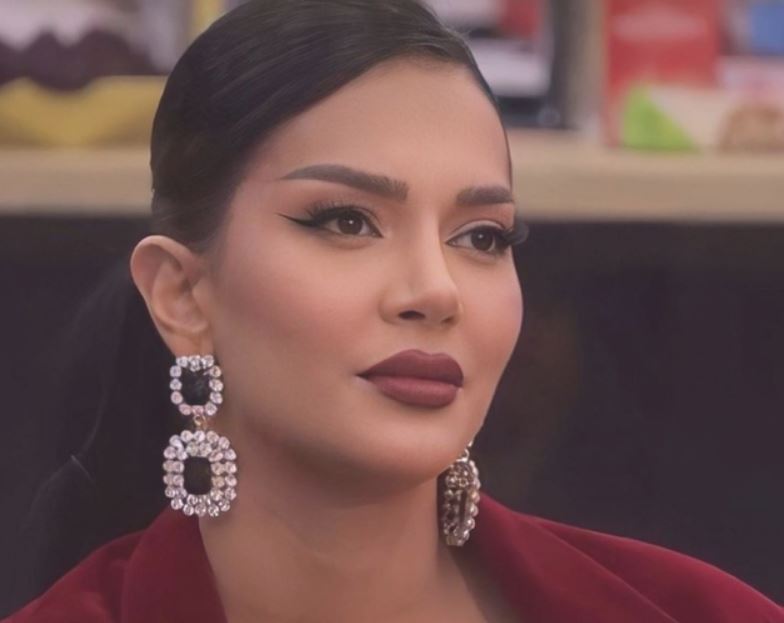 Është ndarë nga i dashuri? Efi tregon të vërtetën Është ndarë nga i dashuri? Efi tregon të vërtetën