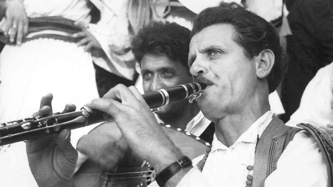 Laver Bariu do mbushte sot 94 vjeç! Kabat e klarinetës së tij nuk vijnë më, por edhe nuk do vdesin Laver Bariu do mbushte sot 94 vjeç! Kabat e klarinetës së tij nuk vijnë më, por edhe nuk do vdesin