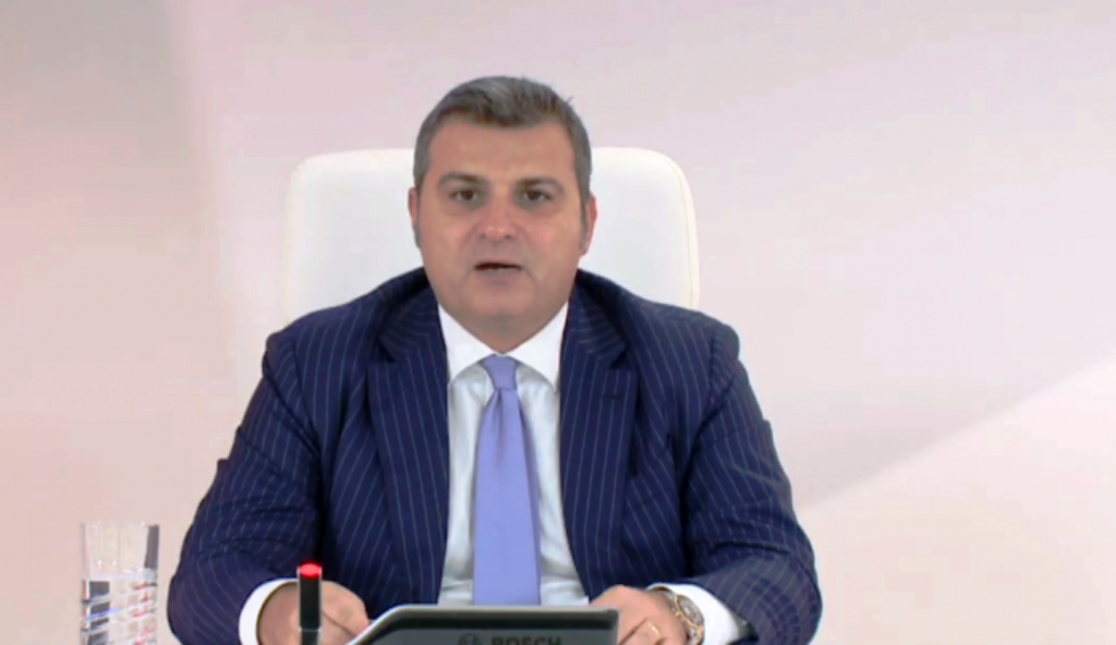 Banka e Shqipërisë humbi 150 milionë euro, Guvernatori duhet të japë dorëheqjen Banka e Shqipërisë humbi 150 milionë euro, Guvernatori duhet të japë dorëheqjen