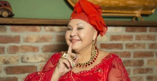 Të gjithë e keni dëgjuar këngën e Esma Rexhepovës, por a e dini se çfarë është “Çaje Sukarie”? Të gjithë e keni dëgjuar këngën e Esma Rexhepovës, por a e dini se çfarë është “Çaje Sukarie”?