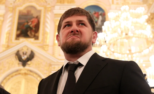 Kadyrov e quan rebelimin e Wagner-it “një thikë pas shpine”: Do ta shypim, unë jam gati Kadyrov e quan rebelimin e Wagner-it “një thikë pas shpine”: Do ta shypim, unë jam gati
