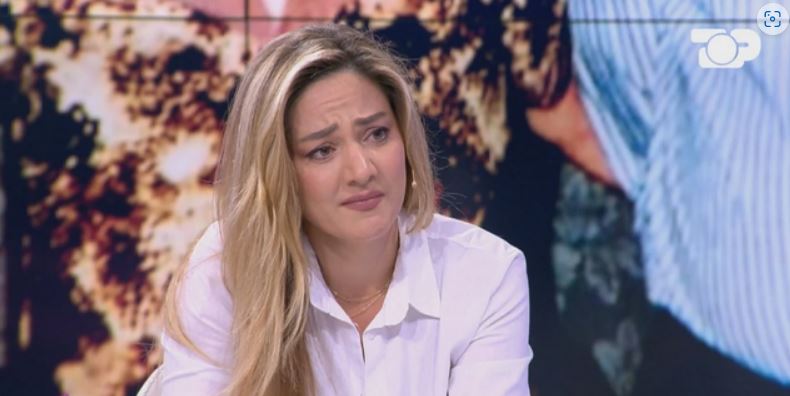 Babai donte të më zhdukte e nënën ma mori Covidi! Historia rrëqethëse e Julit që i përloti të gjithë Babai donte të më zhdukte e nënën ma mori Covidi! Historia rrëqethëse e Julit që i përloti të gjithë