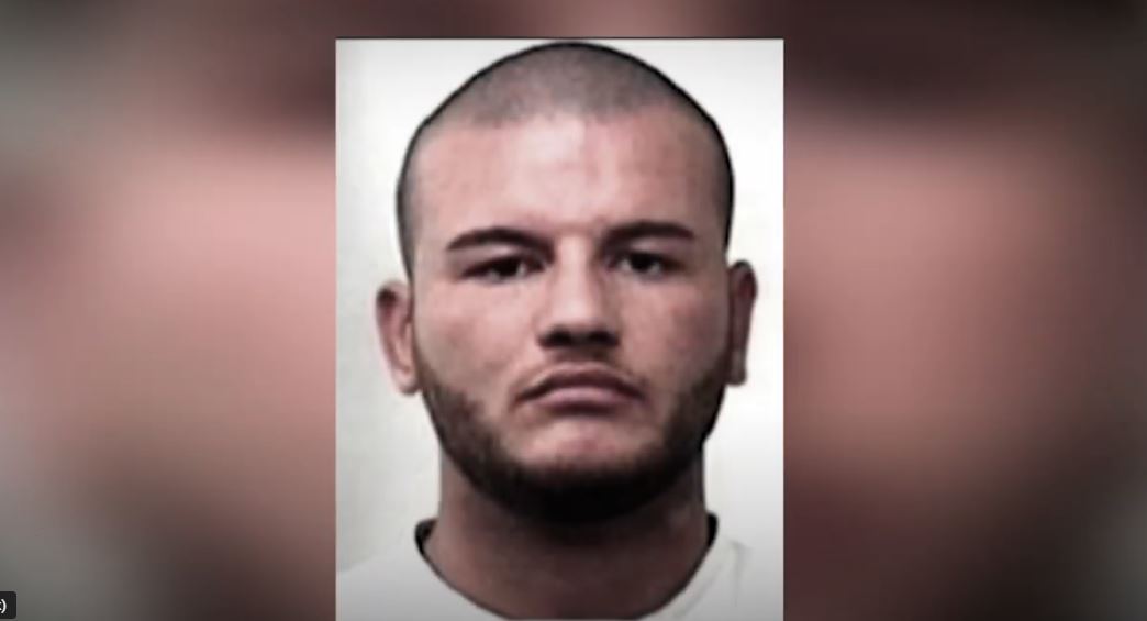 “Më duhen armë për të ‘edukuar disa fëmijë’ që i janë lëshuar frerët”! Nga “Zoti i Drogës” tek ata që shërbyen si shpërndarës, cilët ishin shqiptarët pjesë e Ndraghetës “Më duhen armë për të ‘edukuar disa fëmijë’ që i janë lëshuar frerët”! Nga “Zoti i Drogës” tek ata që shërbyen si shpërndarës, cilët ishin shqiptarët pjesë e Ndraghetës