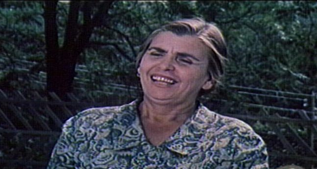 Ish-punëtorja e tipografisë që u bë Artiste e Popullit Ish-punëtorja e tipografisë që u bë Artiste e Popullit