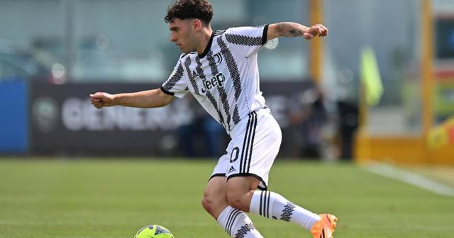 Luis Hasa, talenti shqiptar që çoi Italinë në finalen e Europianit Luis Hasa, talenti shqiptar që çoi Italinë në finalen e Europianit