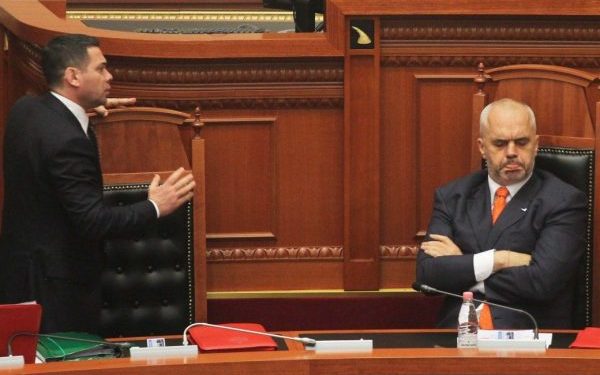 Rama viktimë e dosjes voluminoze për Ahmetajn! Intrigë e vjetër e prokurorëve dhe SPAK-istave për të mos arritur ta lexoi kush Rama viktimë e dosjes voluminoze për Ahmetajn! Intrigë e vjetër e prokurorëve dhe SPAK-istave për të mos arritur ta lexoi kush