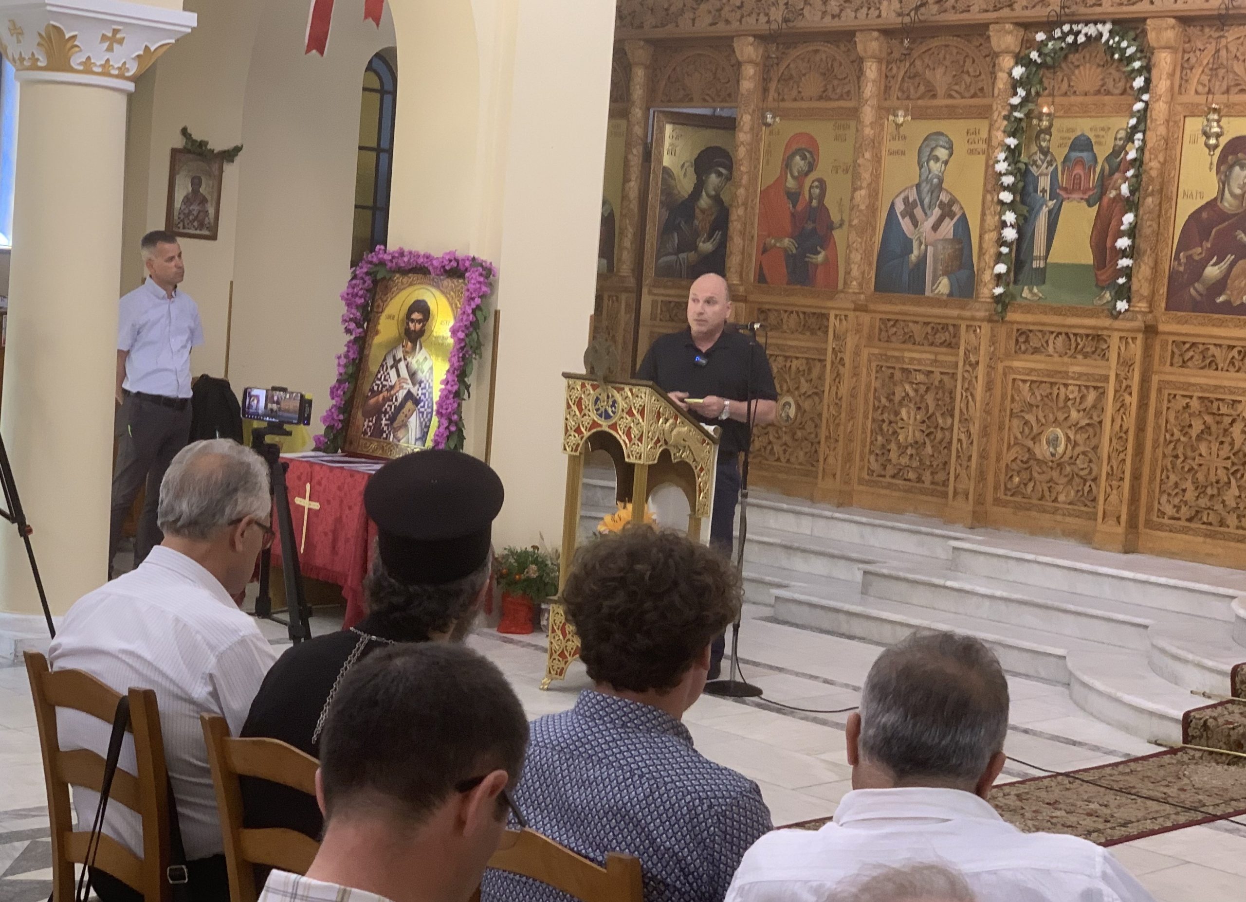 Shën Asti, peshkopi i Dyrrahut që u kryqëzua nga romakët Shën Asti, peshkopi i Dyrrahut që u kryqëzua nga romakët