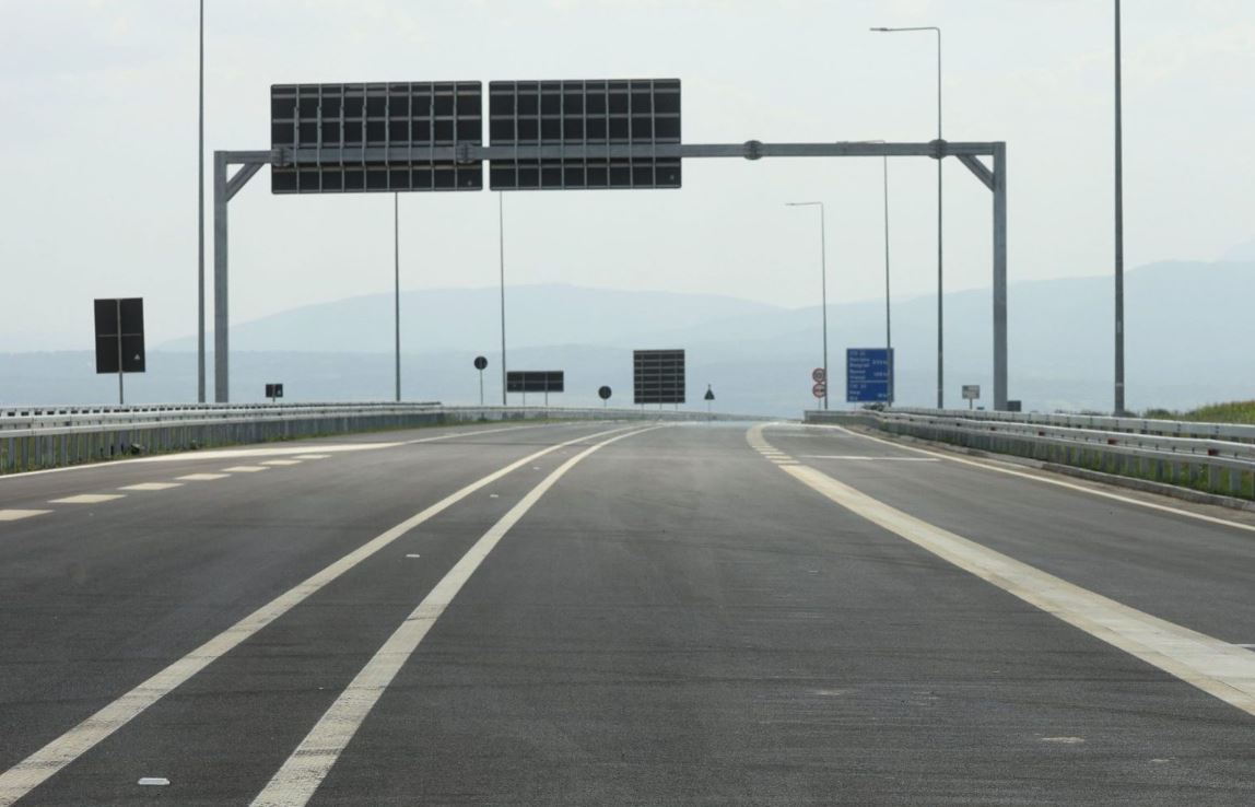Vuçiç inaguron kilometrat e para të “Autostradës së Paqes”, Nish-Durrës Vuçiç inaguron kilometrat e para të “Autostradës së Paqes”, Nish-Durrës