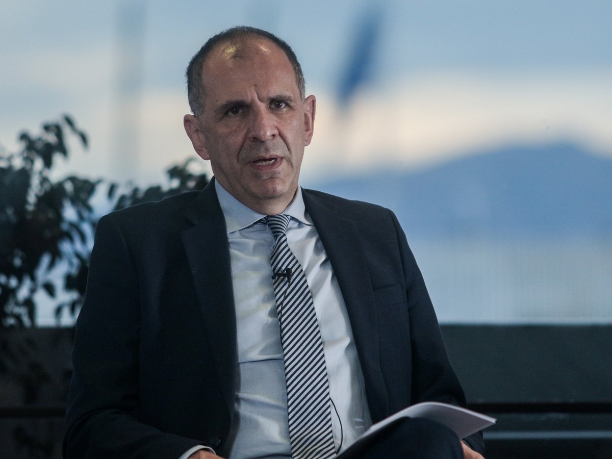 Greqia kërkon betimin e Belerit të Foltore-PL! Ministri i Jashtëm ndërhyn në punët e brëndshme të Shqipërisë, kërcënon si “plaka hajdutin” Greqia kërkon betimin e Belerit të Foltore-PL! Ministri i Jashtëm ndërhyn në punët e brëndshme të Shqipërisë, kërcënon si “plaka hajdutin”