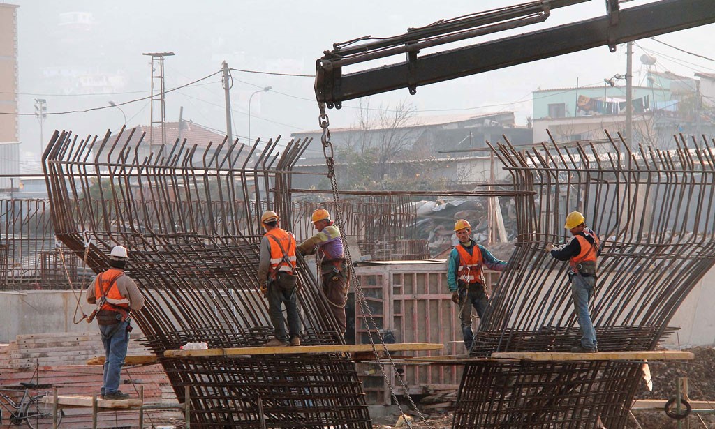 Britania kërkon punëtorë ndërtimi, lehtëson dhënien e vizave Britania kërkon punëtorë ndërtimi, lehtëson dhënien e vizave