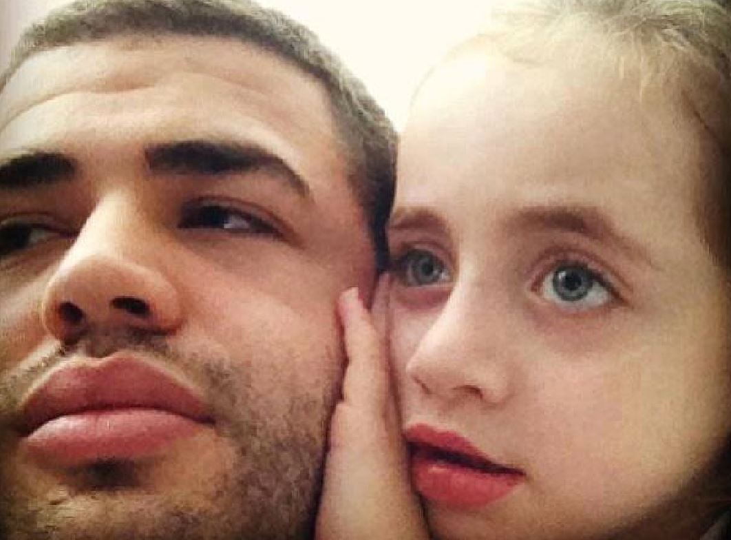 Noizy reagon për herë të parë për personin që shtirej në rrjete sociale si vajza e tij