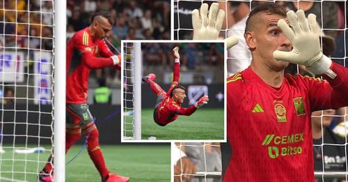 VIDEO/ S’kemi parë gjëra të tilla: Portieri bën magji gjatë penalltive… lë të shtangur kundërshtarët VIDEO/ S’kemi parë gjëra të tilla: Portieri bën magji gjatë penalltive… lë të shtangur kundërshtarët