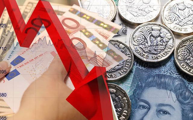 Ç’po ndodh me monedhat e huaja? Ja me sa do të këmbehet euroja dhe dollari këtë të hënë Ç’po ndodh me monedhat e huaja? Ja me sa do të këmbehet euroja dhe dollari këtë të hënë