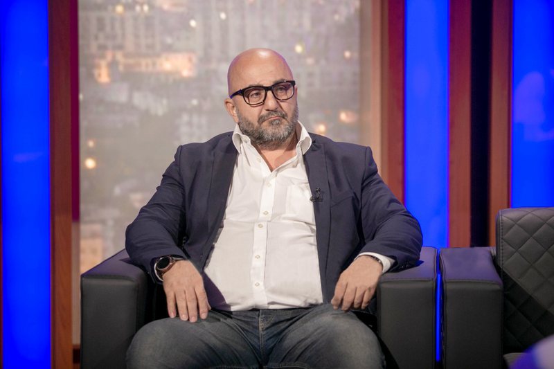 Trondit juristi Romeo Kara! Berisha nën terror nga prangat e SPAK: Si po përpiqet të kapë sistemin e drejtësisë për të shmangur arrestimin e tij, djalit dhe dhëndrit?! Trondit juristi Romeo Kara! Berisha nën terror nga prangat e SPAK: Si po përpiqet të kapë sistemin e drejtësisë për të shmangur arrestimin e tij, djalit dhe dhëndrit?!