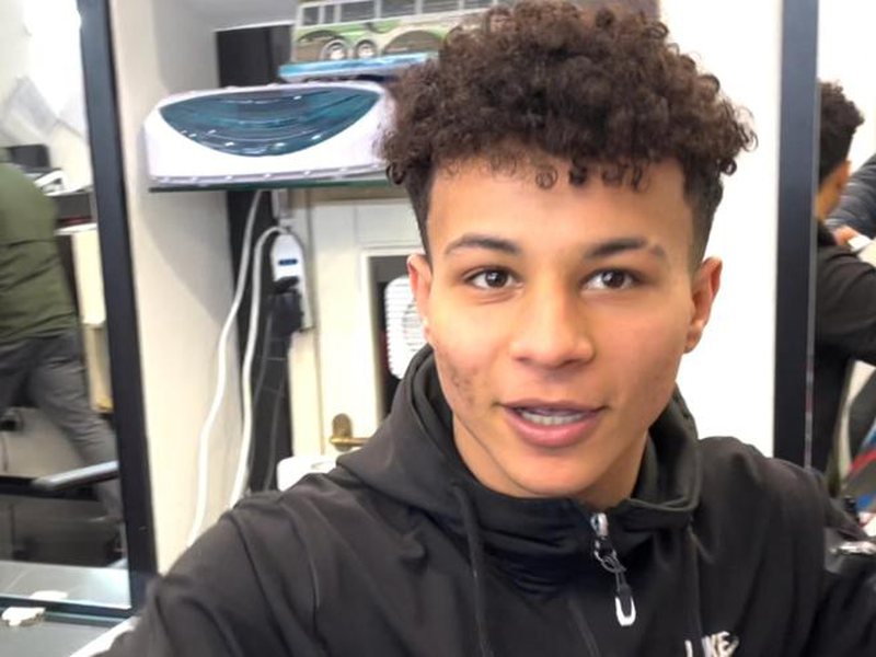 “Kishim frikë se ikte dhe merrte klientelën”! Pronarët vrasin berberin 18-vjeçar