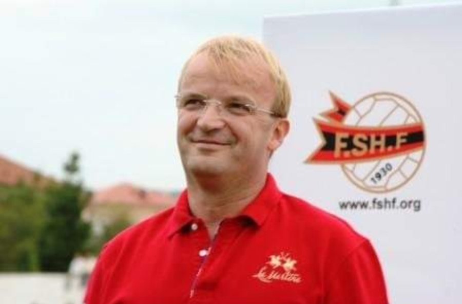 Kush është biznesmeni i pa deklaruar që fshihet pas Ilir Shtufit në ndërtimin e kullës së re në qendër të Tiranës?! Kush është biznesmeni i pa deklaruar që fshihet pas Ilir Shtufit në ndërtimin e kullës së re në qendër të Tiranës?!