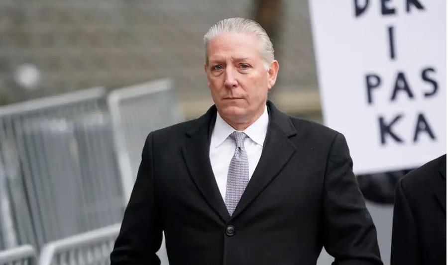 McGonigal arrin marrëveshjen me drejtësinë amerikane, pranon fajësinë: Kurrë nuk kam menduar të lëndoj FBI-në! McGonigal arrin marrëveshjen me drejtësinë amerikane, pranon fajësinë: Kurrë nuk kam menduar të lëndoj FBI-në!