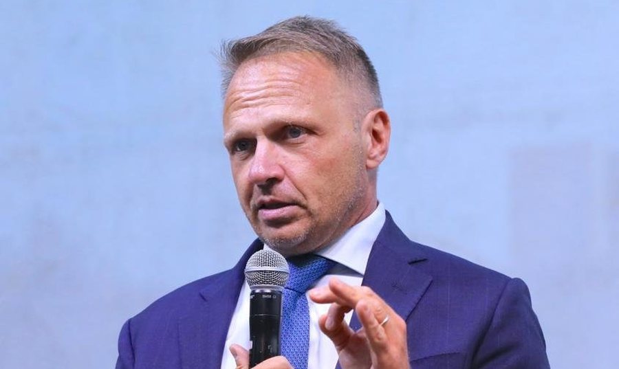 “Kush s’ka lekë, të shkojë në Shqipëri”! Mediat italiane “kryqëzojnë” ministrin, kunatin e Melonit: Numri i turistëve ka rënë me 30% “Kush s’ka lekë, të shkojë në Shqipëri”! Mediat italiane “kryqëzojnë” ministrin, kunatin e Melonit: Numri i turistëve ka rënë me 30%